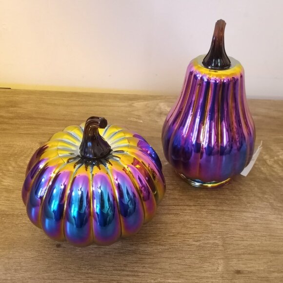 2 Piece Set Halloween Gothic Iridescent Rainbow Glass Pumpkins - Picture 10 of 11